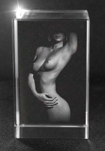 3D Glasquader   Motiv: Nude - Nackte Schönheit