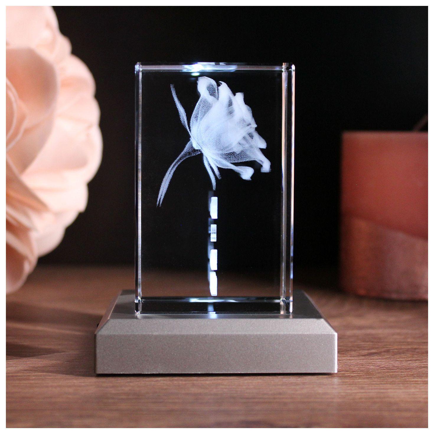 LoveGoals 3D Glaskristall Rose im Hochformat mit 2 Wunschnamen + Datum