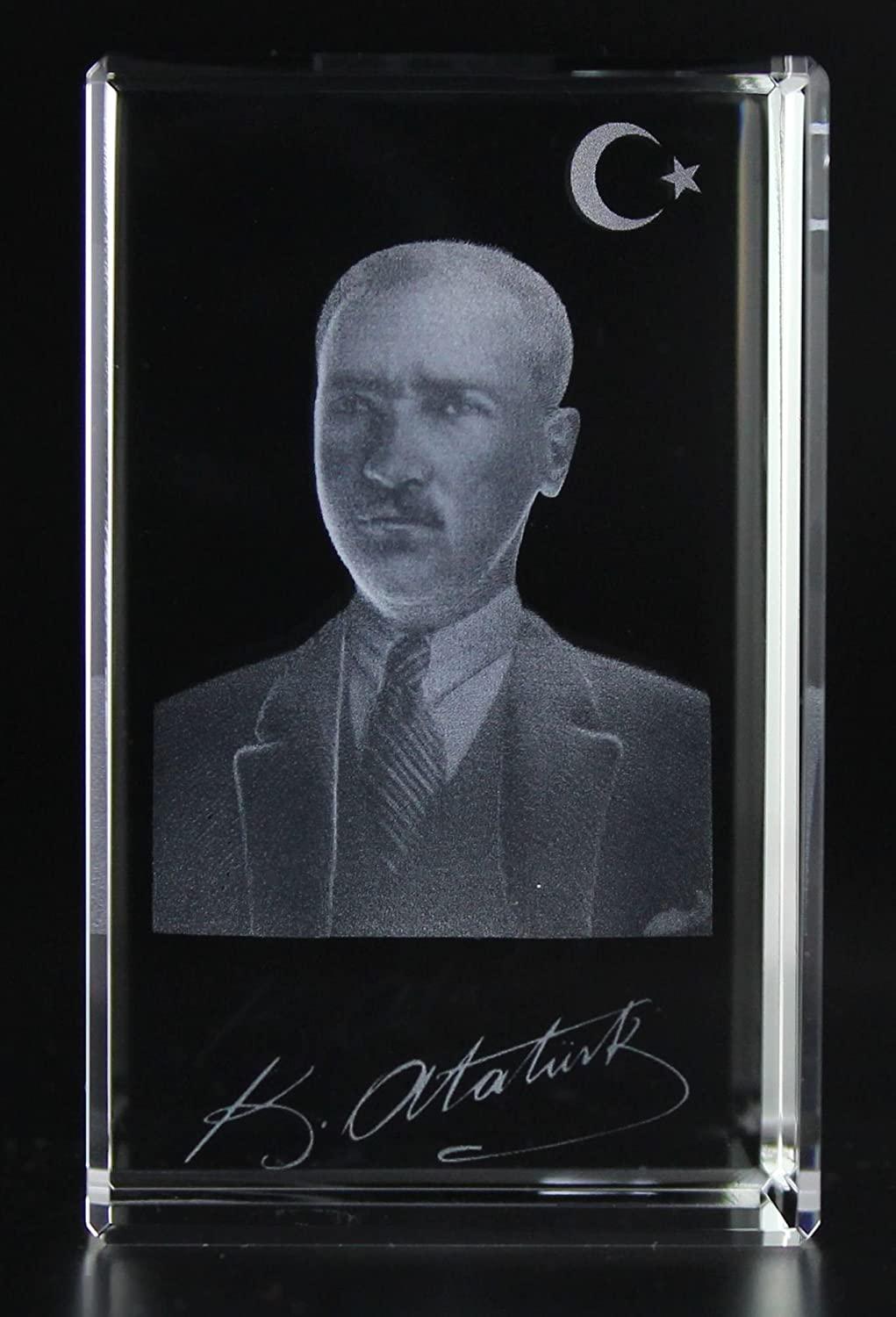 3D Glas Kristall Autogramm Mustafa Kemal Atatürk (XL = 80x50x50mm) 3D Glas Kristall Autogramm Mustafa Kemal Atatürk (XL = 80x50x50mm)