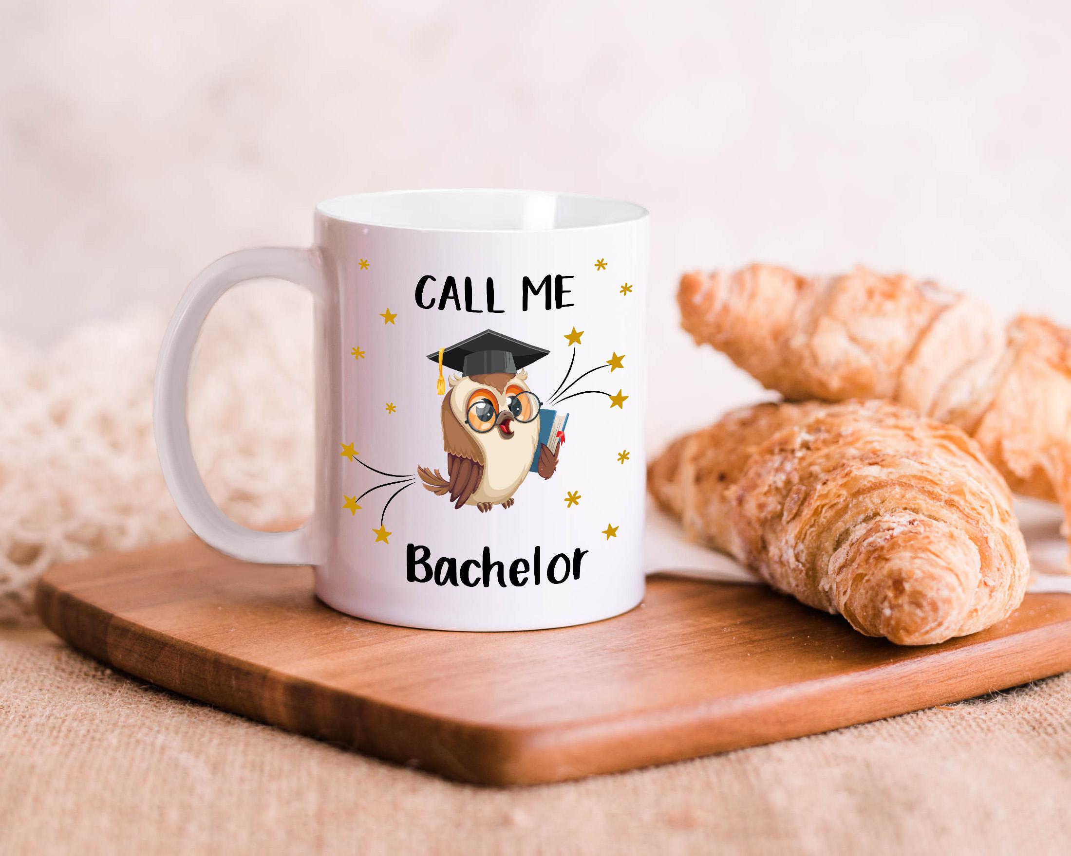 LOVEGOALS Kaffeetasse Call me Bachelor of | Geschenk zum Bachelorabschluss